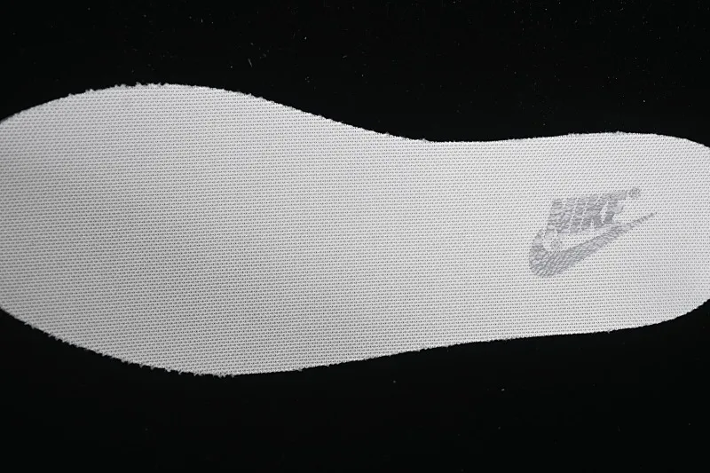 All categories Nk SB Dunk Series Nk SB Dunk Low High-end customized low-top sneakers Nike SB Dunk Low Cupid Heart Anniversary high-end customized low-top casual sneakers YW0212-012